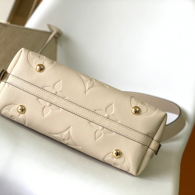 CARRYALL PM 29 WHITE MONOGRAM GRAINED COWHIDE LEATHER
