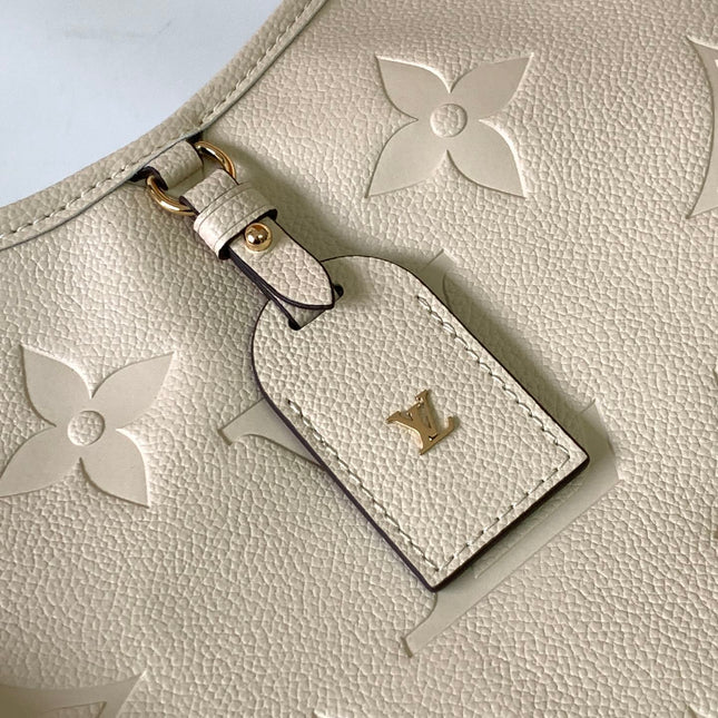 CARRYALL PM 29 WHITE MONOGRAM GRAINED COWHIDE LEATHER