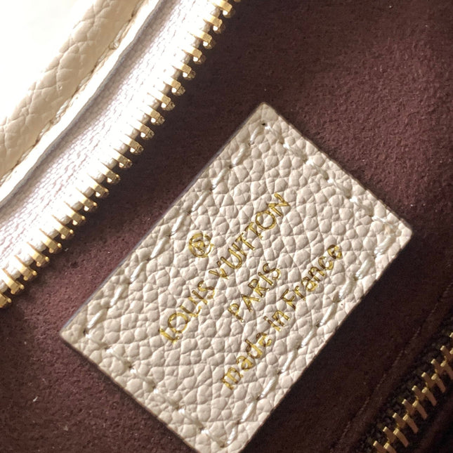 CARRYALL PM 29 WHITE MONOGRAM GRAINED COWHIDE LEATHER