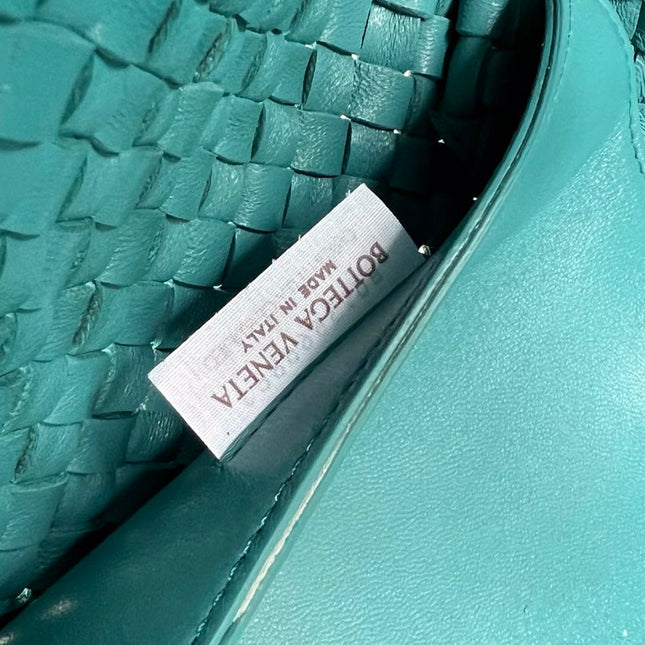 SMALL CABAT 32 IN TEAL BLUE LAMBSKIN