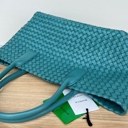 SMALL CABAT 32 IN TEAL BLUE LAMBSKIN