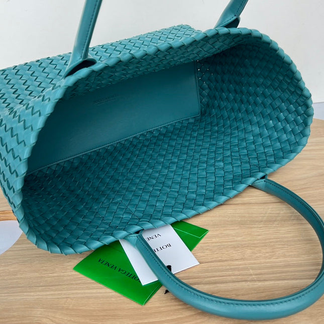 SMALL CABAT 32 IN TEAL BLUE LAMBSKIN