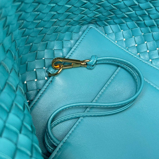 SMALL CABAT 32 IN TEAL BLUE LAMBSKIN