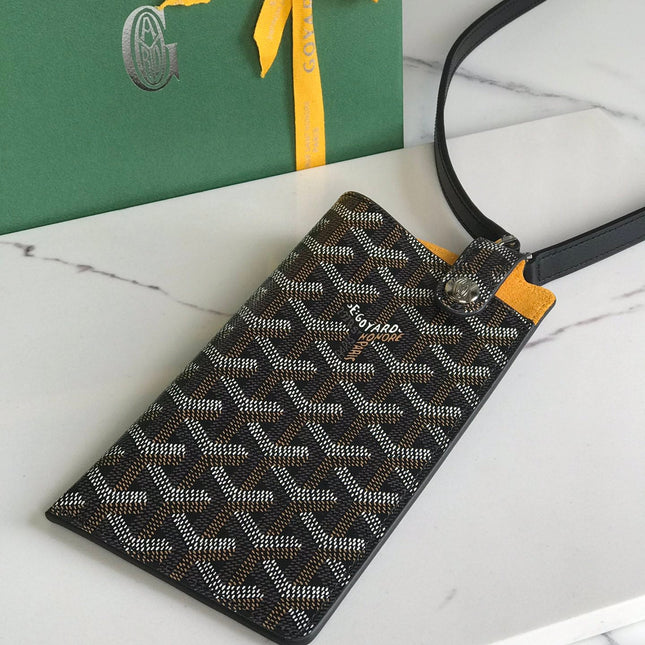 MONTMARTRE GM CASE 18 IN BLACK GOYARDINE CANVAS