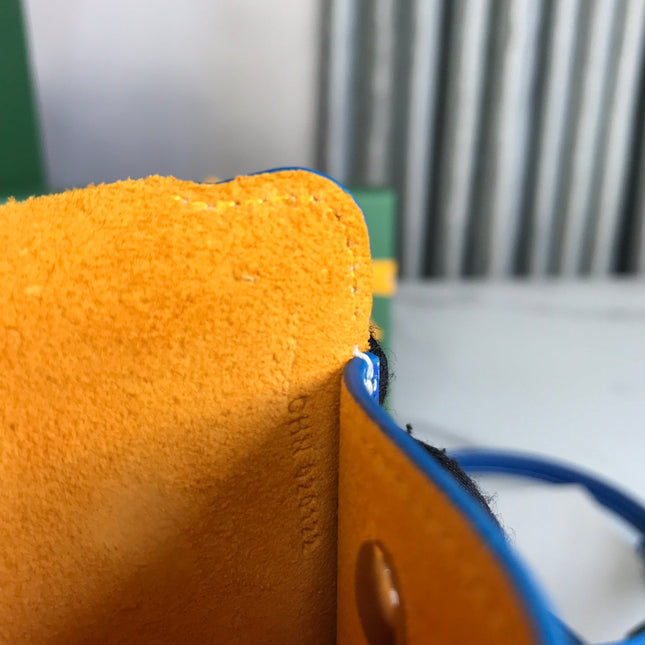 MONTMARTRE GM CASE 18 IN SAPPHIRE BLUE GOYARDINE CANVAS