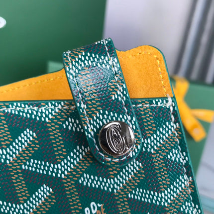 MONTMARTRE GM CASE 18 IN GREEN GOYARDINE CANVAS