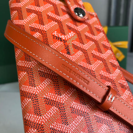 MONTMARTRE GM CASE 18 IN ORANGE GOYARDINE CANVAS