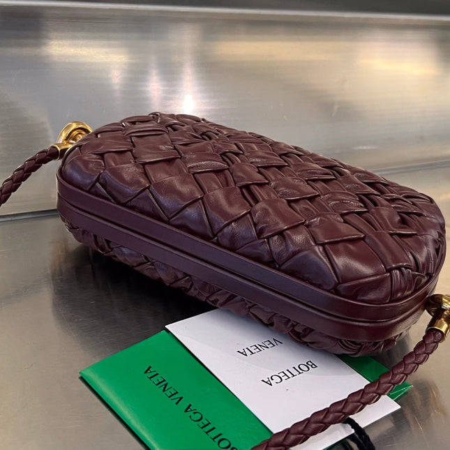 KNOT 20 IN BAROLO LAMBSKIN WITH CHAIN