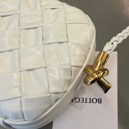 KNOT 20 IN WHITE LAMBSKIN WITH CHAIN