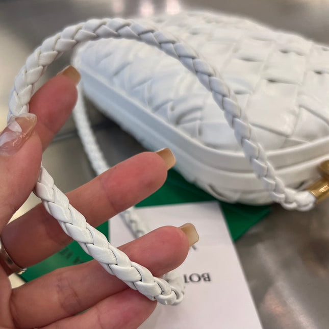 KNOT 20 IN WHITE LAMBSKIN WITH CHAIN
