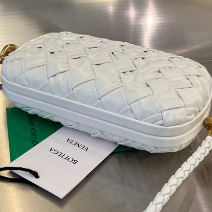 KNOT 20 IN WHITE LAMBSKIN WITH CHAIN