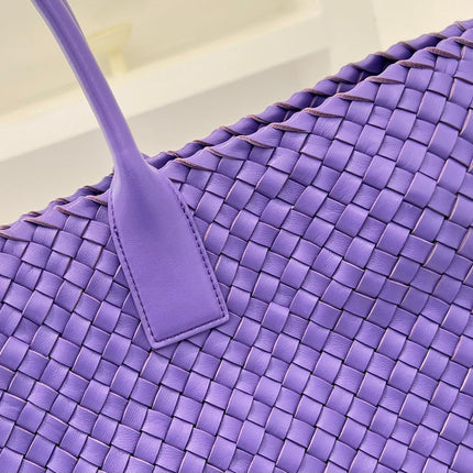 LARGE CABAT 51 IN MAUVE PURPLE LAMBSKIN