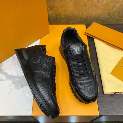 LV RUN AWAY BLACK
