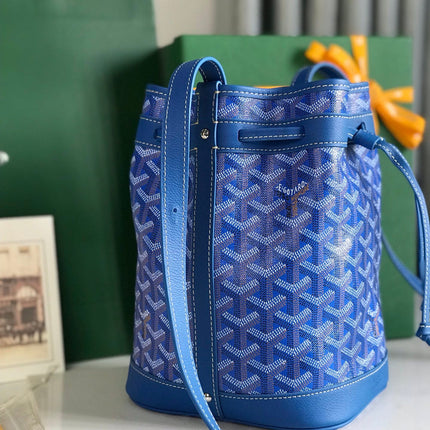 PETIT FLOT BUCKET BAG 22 IN SAPPHIRE BLUE GOYARDINE CANVAS AND LAMBSKIN TRIM