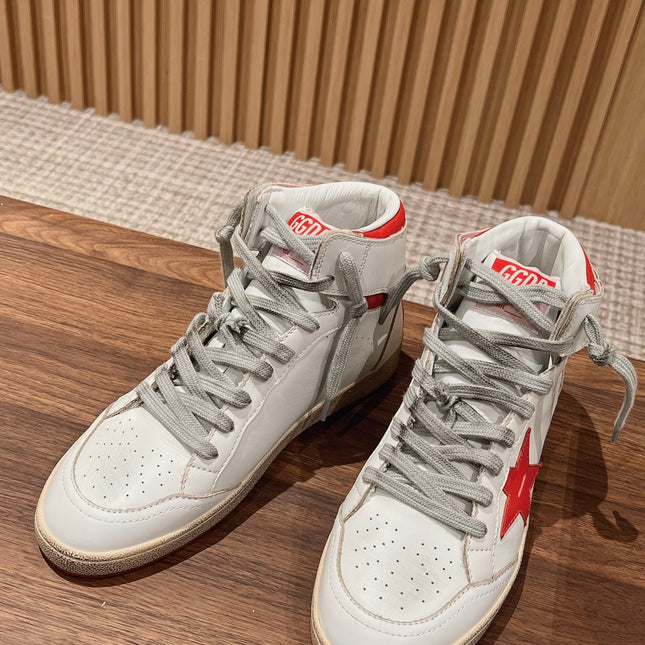 SKY-STAR SNEAKERS IN WHITE NAPPA LAMBSKIN WITH RED STAR AND HEEL TAB