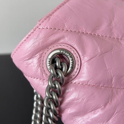 CRUSH CHAINED BAG 32 IN PINK QUILTED CRUSHED CALFSKIN SILVER HARDWARE