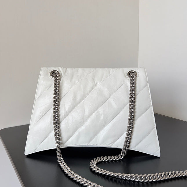CRUSH CHAINED BAG 32 IN WHITE QUILTED CRUSHED CALFSKIN SILVER HARDWARE