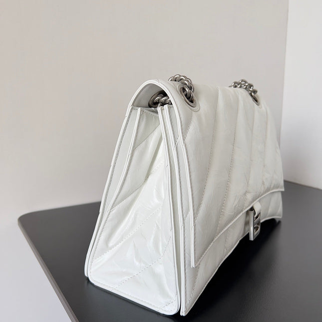 CRUSH CHAINED BAG 32 IN WHITE QUILTED CRUSHED CALFSKIN SILVER HARDWARE