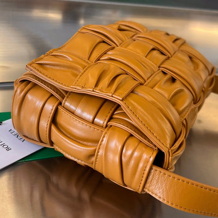 CASSETTE 28 IN SANDSTONE ORANGE SOFT LAMBSKIN