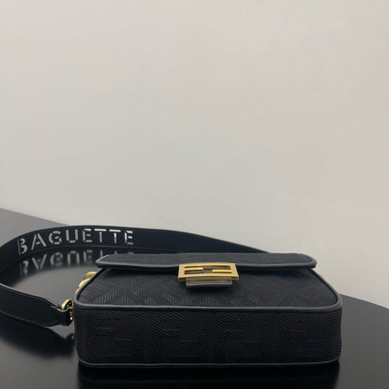 FENDI 26 BAGUETTE BLACK NAPPA LEATHER BAG WITH GOLD HARDWARE