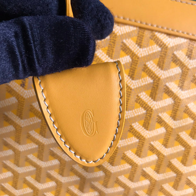 BELLECHASSE BIAUDE PM BAG 36 IN YELLOW GOYARDINE CANVAS AND CALFSKIN TRIM