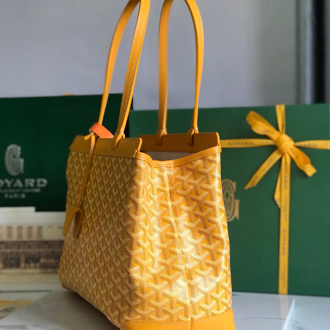 BELLECHASSE BIAUDE PM BAG 36 IN YELLOW GOYARDINE CANVAS AND CALFSKIN TRIM