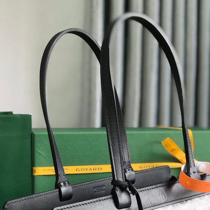 BELLECHASSE BIAUDE PM BAG 36 IN BLACK GOYARDINE CANVAS AND CALFSKIN TRIM