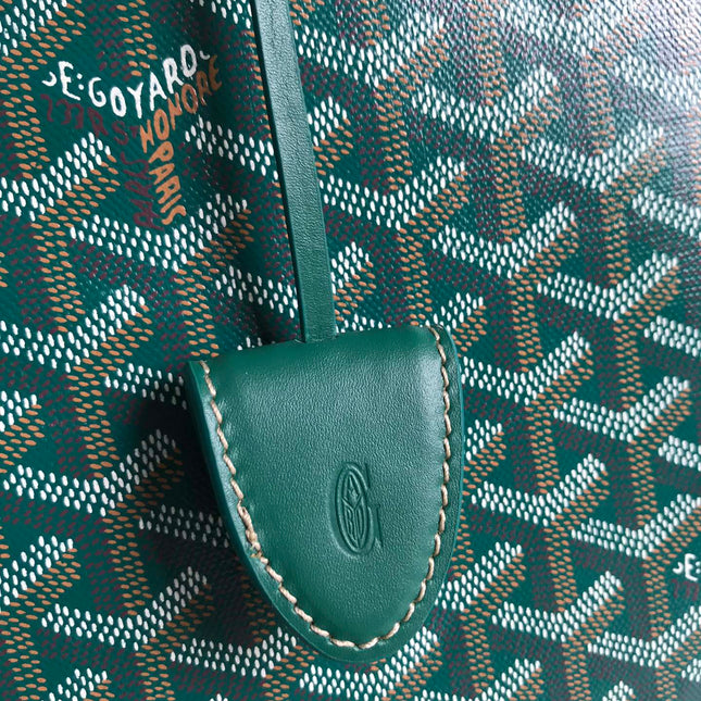 BELLECHASSE BIAUDE PM BAG 36 IN GREEN GOYARDINE CANVAS AND CALFSKIN TRIM