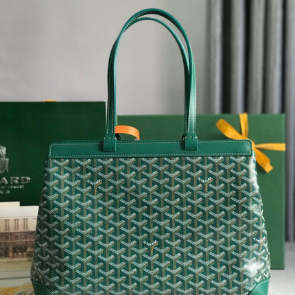 BELLECHASSE BIAUDE PM BAG 36 IN GREEN GOYARDINE CANVAS AND CALFSKIN TRIM