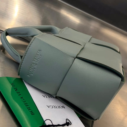 CANDY ARCO TOTE 20 IN XANADU GRAY CALFSKIN