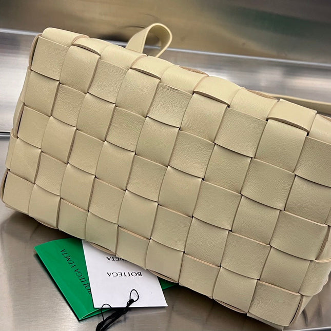 MEDIUM 28 CASSETTE BEIGE LAMBSKIN
