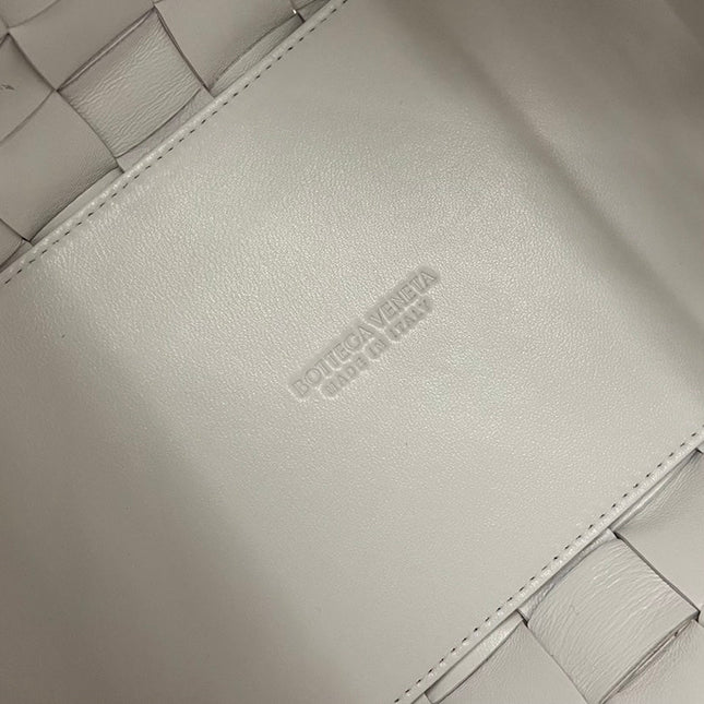 MEDIUM 28 CASSETTE WHITE LAMBSKIN