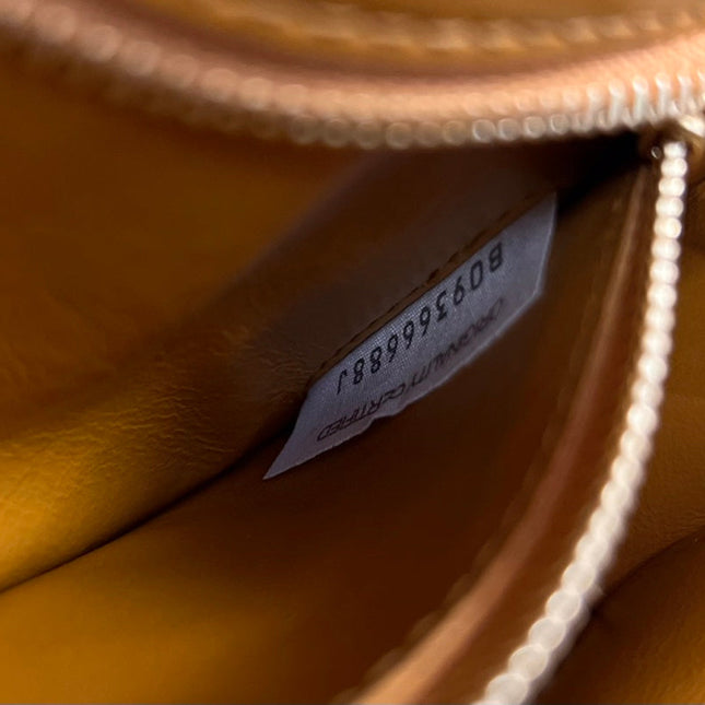 MINI CASSETTE 19 IN SANDSTONE ORANGE SOFT LAMBSKIN