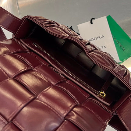 MINI CASSETTE 19 IN WINE RED SOFT LAMBSKIN