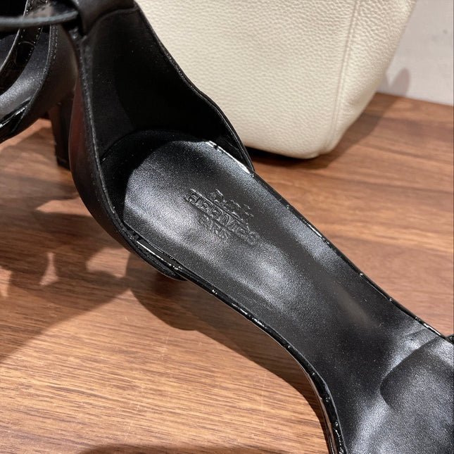 PREMIERE 70 SANDAL IN BLACK PATENT CALFSKIN