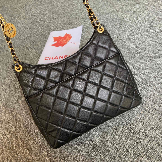 CC HOBO BAG 27 IN BLACK PEBBLED CALFSKIN