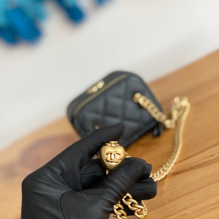 CC MINI 10 VANITY IN BLACK CALFSKIN GOLD HARDWARE