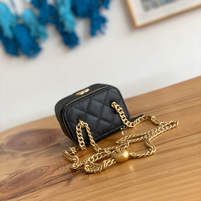 CC MINI 10 VANITY IN BLACK CALFSKIN GOLD HARDWARE