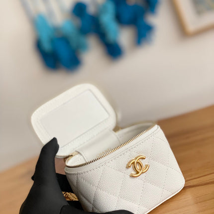 CC MINI 10 VANITY IN WHITE CALFSKIN GOLD HARDWARE