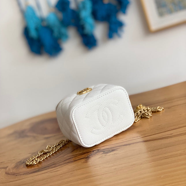 CC MINI 10 VANITY IN WHITE CALFSKIN GOLD HARDWARE
