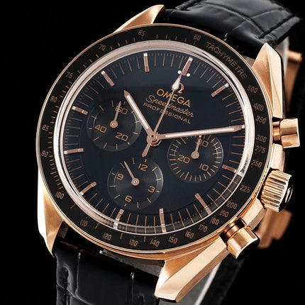 SPEEDMASTER MOONWATCH PROFESSIONAL 42 MM ROSE GOLD CASE ON BLACK LEATHER STRAP
