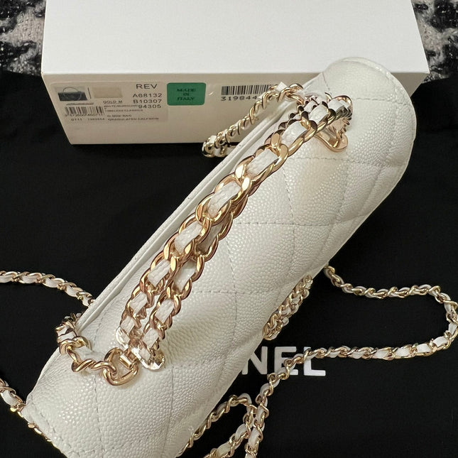 CC KELLY 18 BAG IN WHITE CALFSKIN WITH STRAP