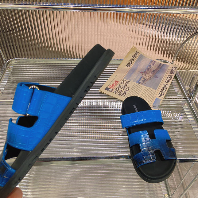 CHYPRE SANDAL OMBRE BLACK COBALT CALFSKIN