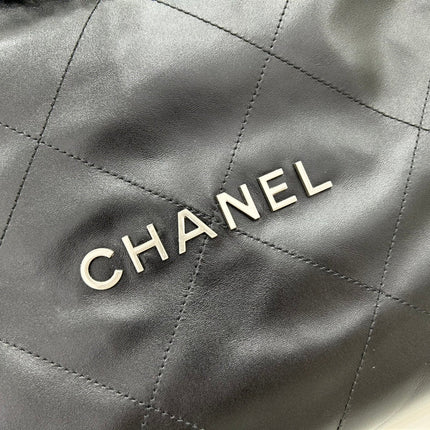 CC LARGE 42 HANDBAG IN BLACK CALFSKIN SILVER HARDWARE