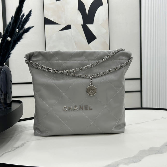 CC LARGE 42 HANDBAG IN GREY CALFSKIN SILVER HARDWARE