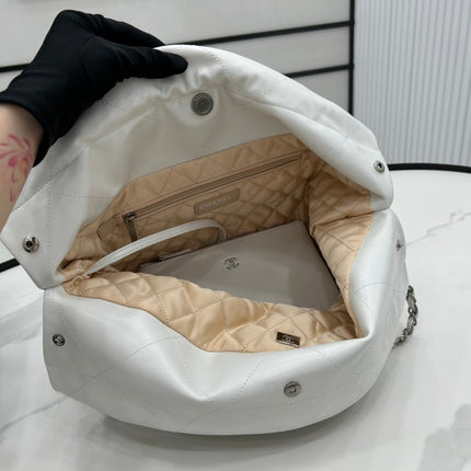 CC LARGE 42 HANDBAG IN WHITE CALFSKIN SILVER HARDWARE