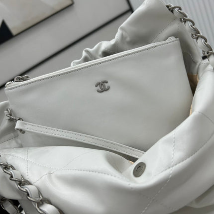 CC MEDIUM 37 HANDBAG IN WHITE CALFSKIN SILVER HARDWARE
