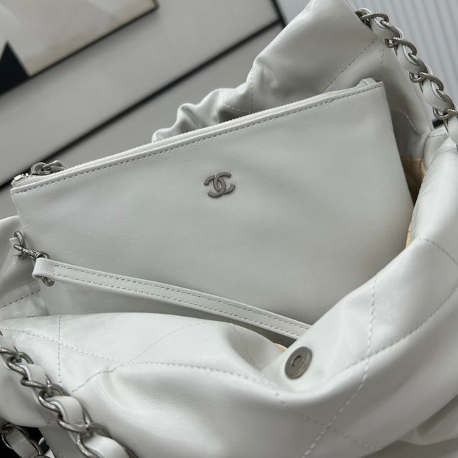 CC MEDIUM 37 HANDBAG IN WHITE CALFSKIN SILVER HARDWARE