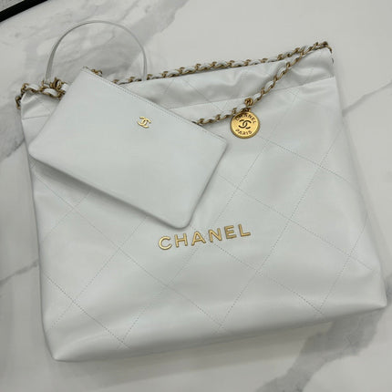 CC LARGE 42 HANDBAG IN WHITE CALFSKIN GOLD HARDWARE