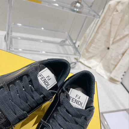 FENDI LOW-TOP TRAINER IN BLACK CALFSKIN